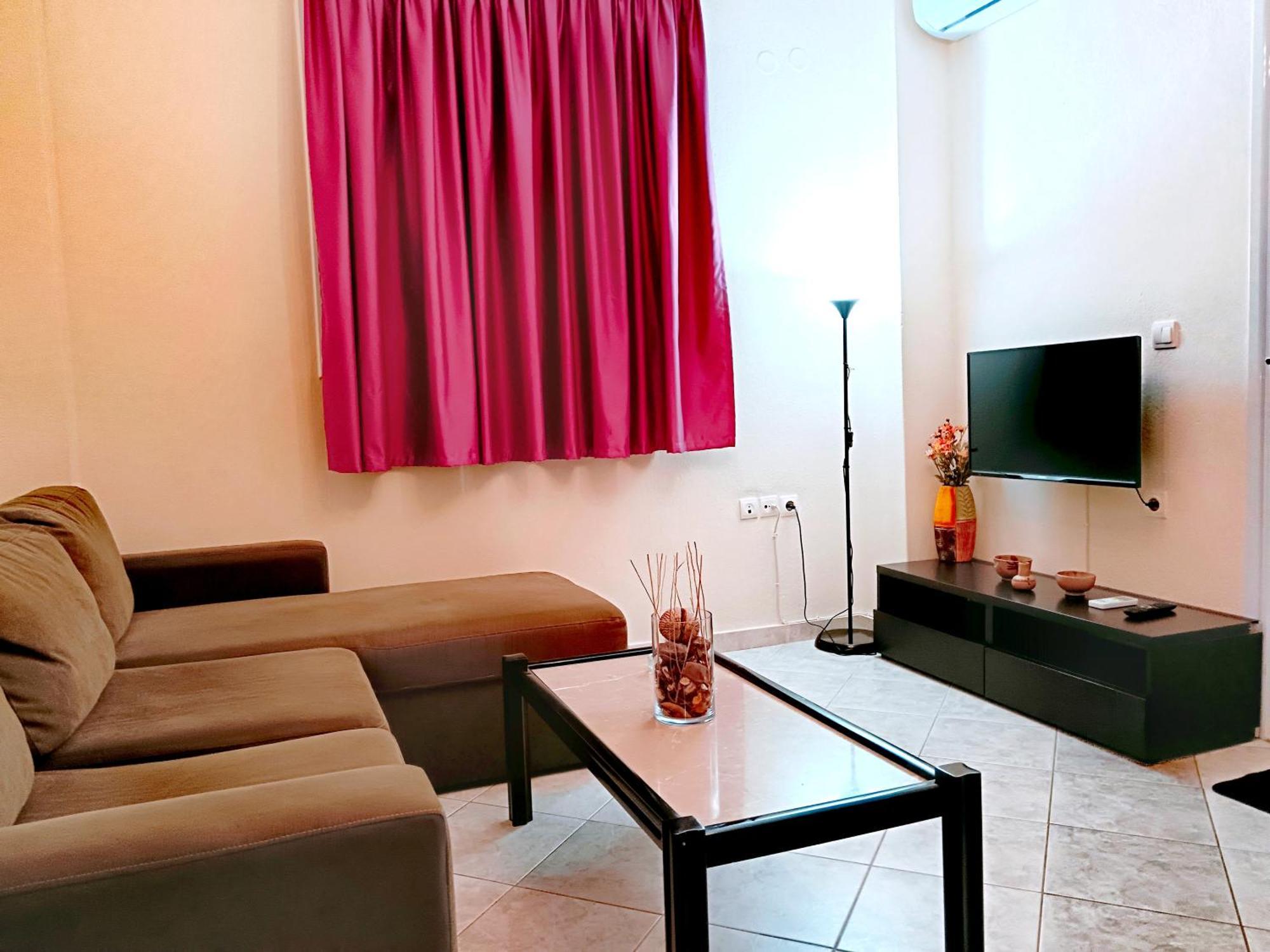 Giorgos Apartments. Skála Foúrkas Dış mekan fotoğraf