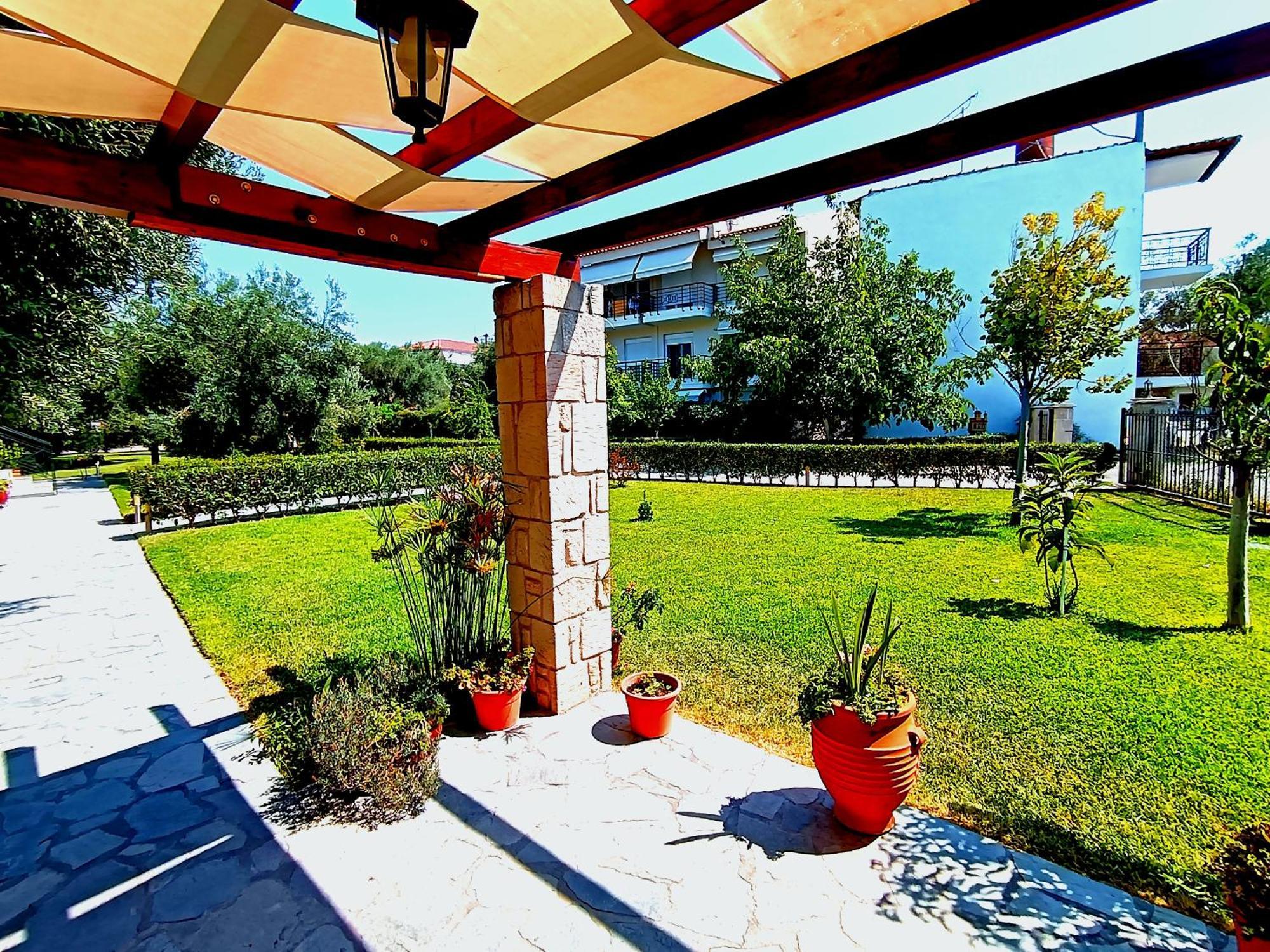 Giorgos Apartments. Skála Foúrkas Dış mekan fotoğraf
